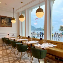 Estancia con desayuno y menú degustación | Edición Navidad 25